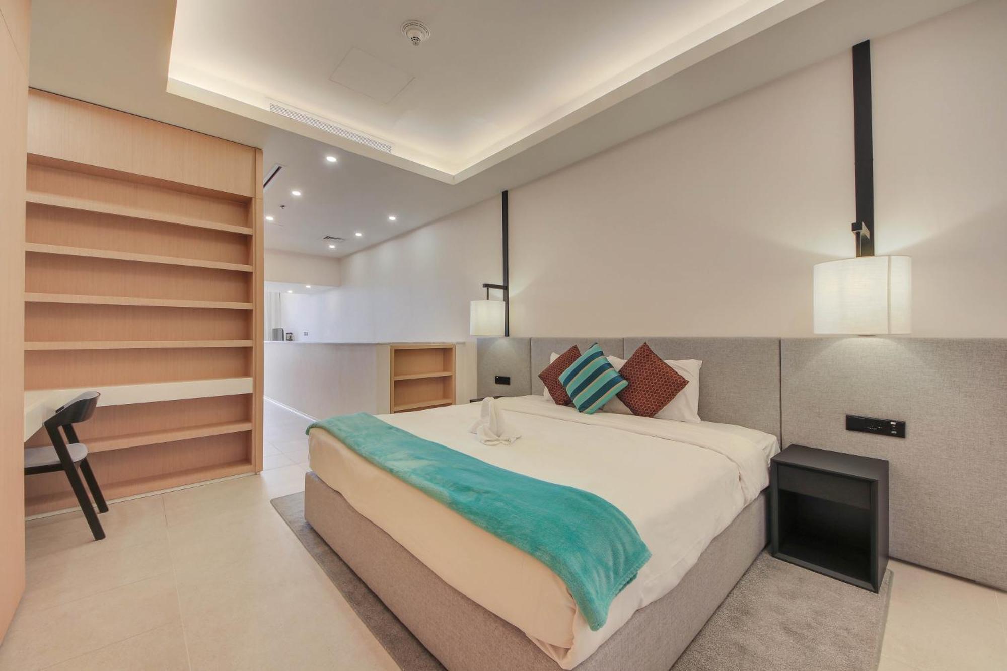 Luxe Getaways Royal Amwaj Palm Jumeirah Resort Apartment Holiday Home ドバイ 部屋 写真